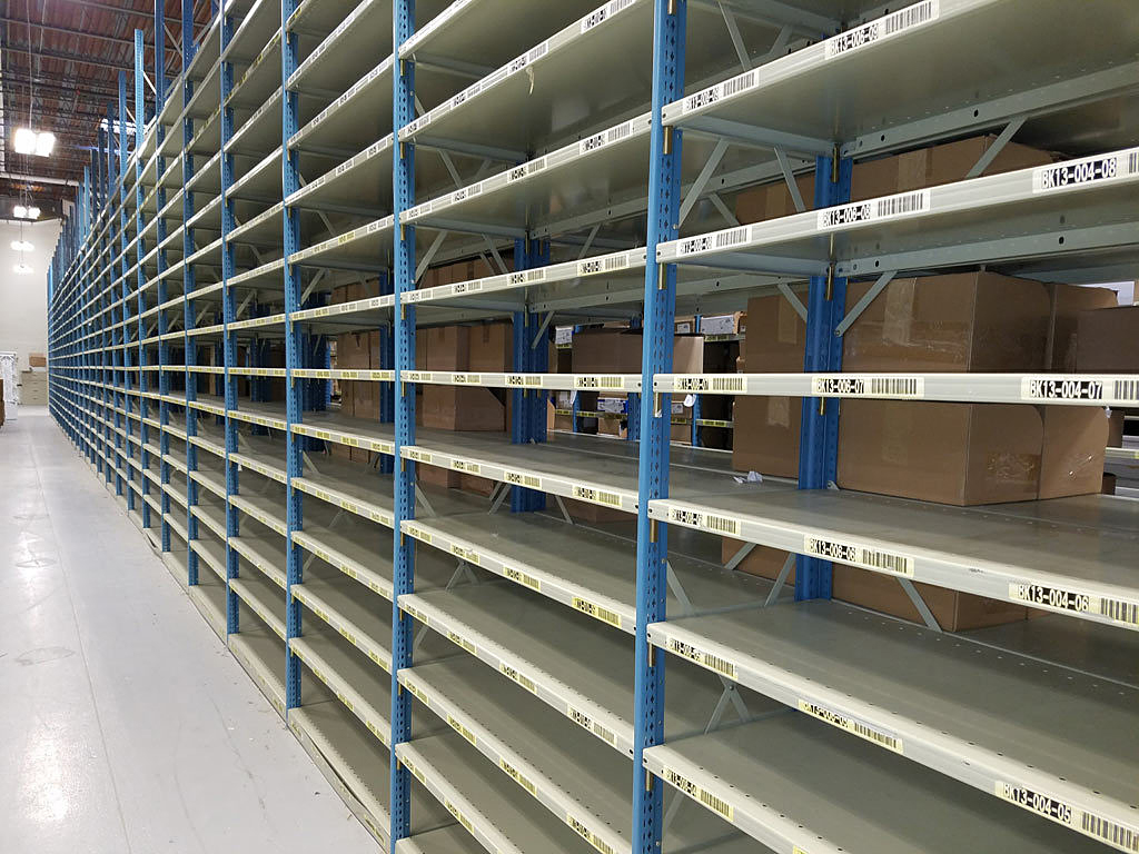 How to Incorporate Steel Shelves in Your Warehouse Design | BLOG